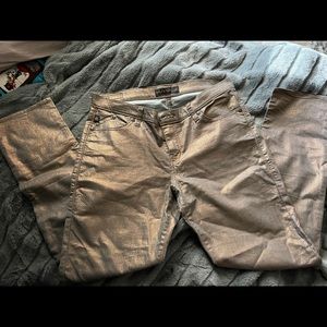💋 5/$25 Bronze Gold Rock & Republic Stretch Jeans